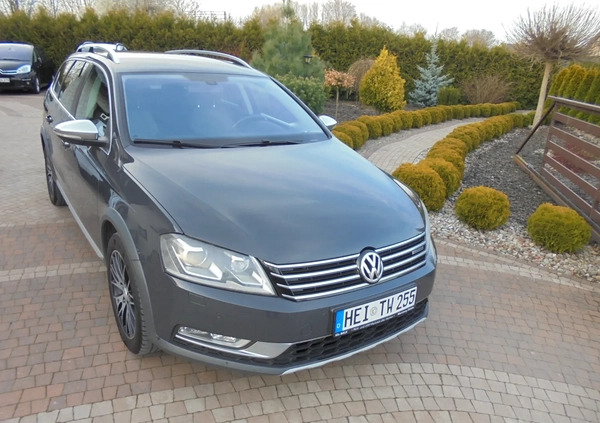 Volkswagen Passat cena 42200 przebieg: 289000, rok produkcji 2014 z Mogilno małe 667